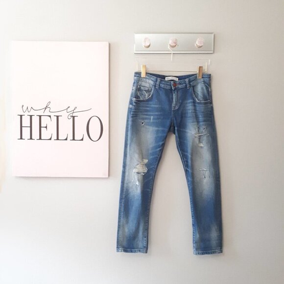 EUC Zara medium wash blue denim jeans with with distressing & cutouts, 4 - Picture 5 of 7